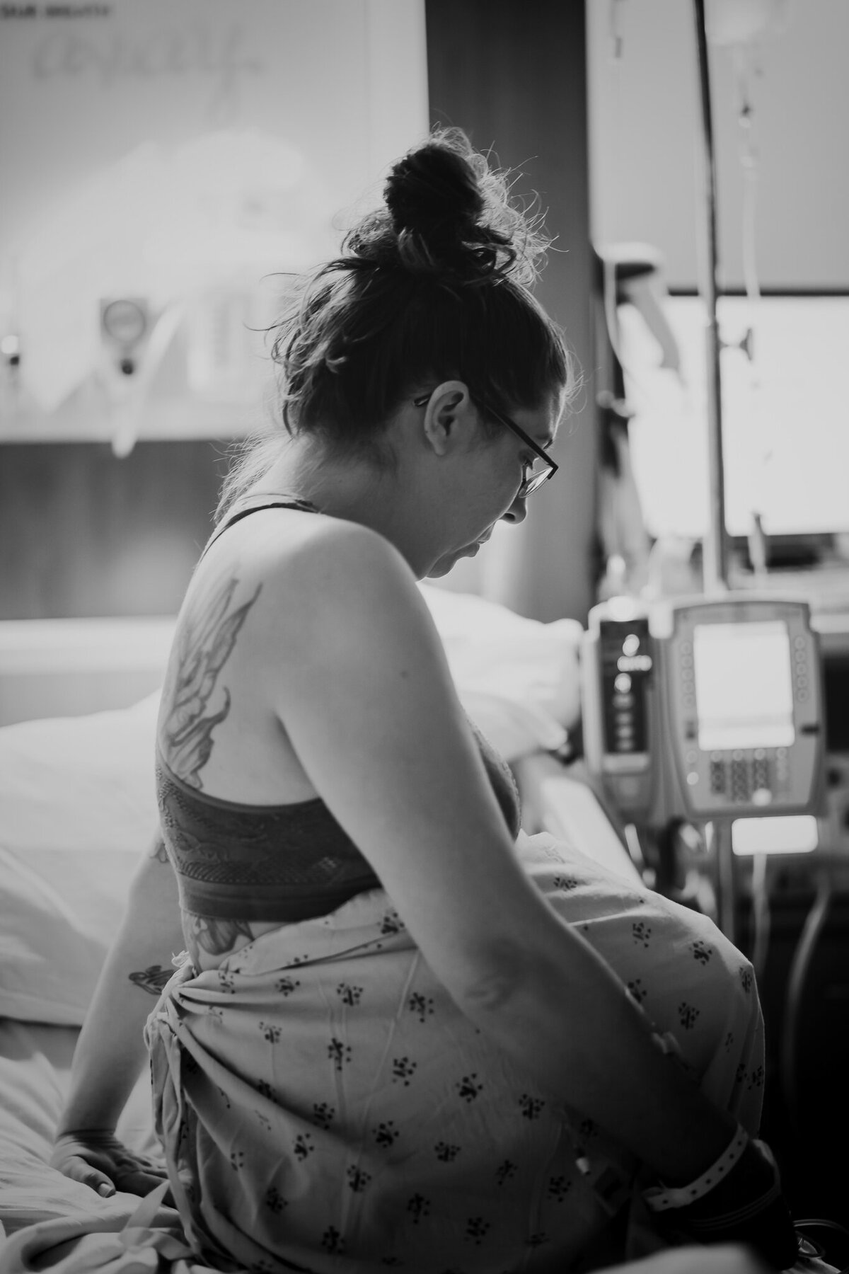 best NW Arkansas birth photographer, birth photography packages, birth photographer near me