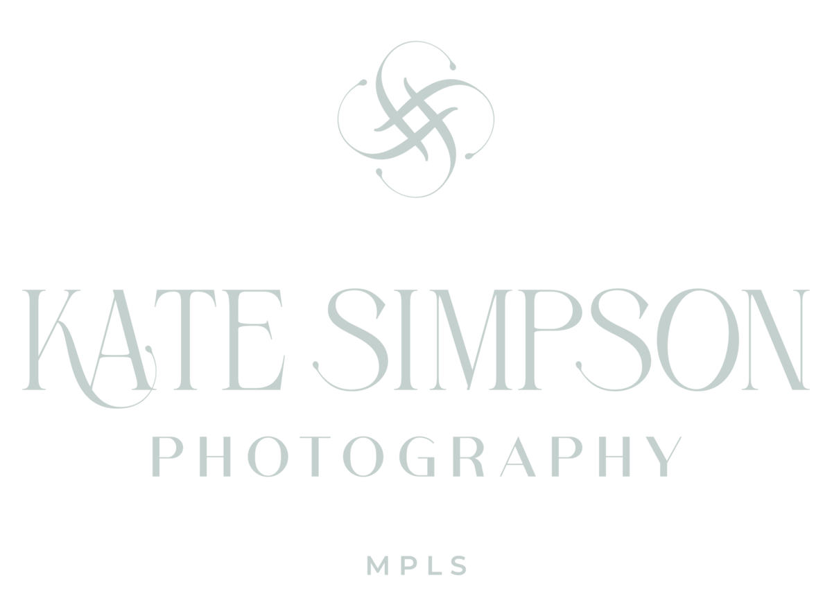 Family photographer logo for Kate Simpson Photography