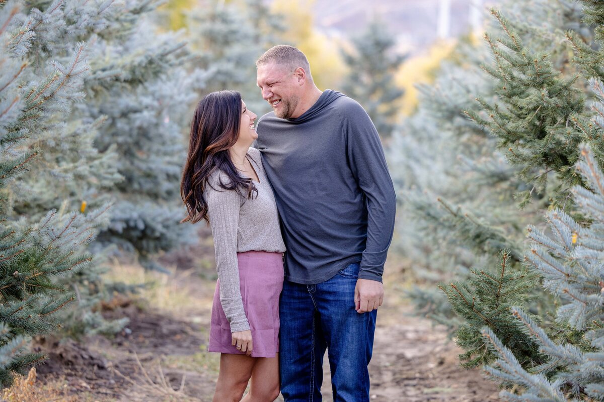 Utah-County-UT-Christmas-Tree-Farm-Mini-Session-Magnolia-and-Grace-Photography-Co-ChelseaL-# (1)-4