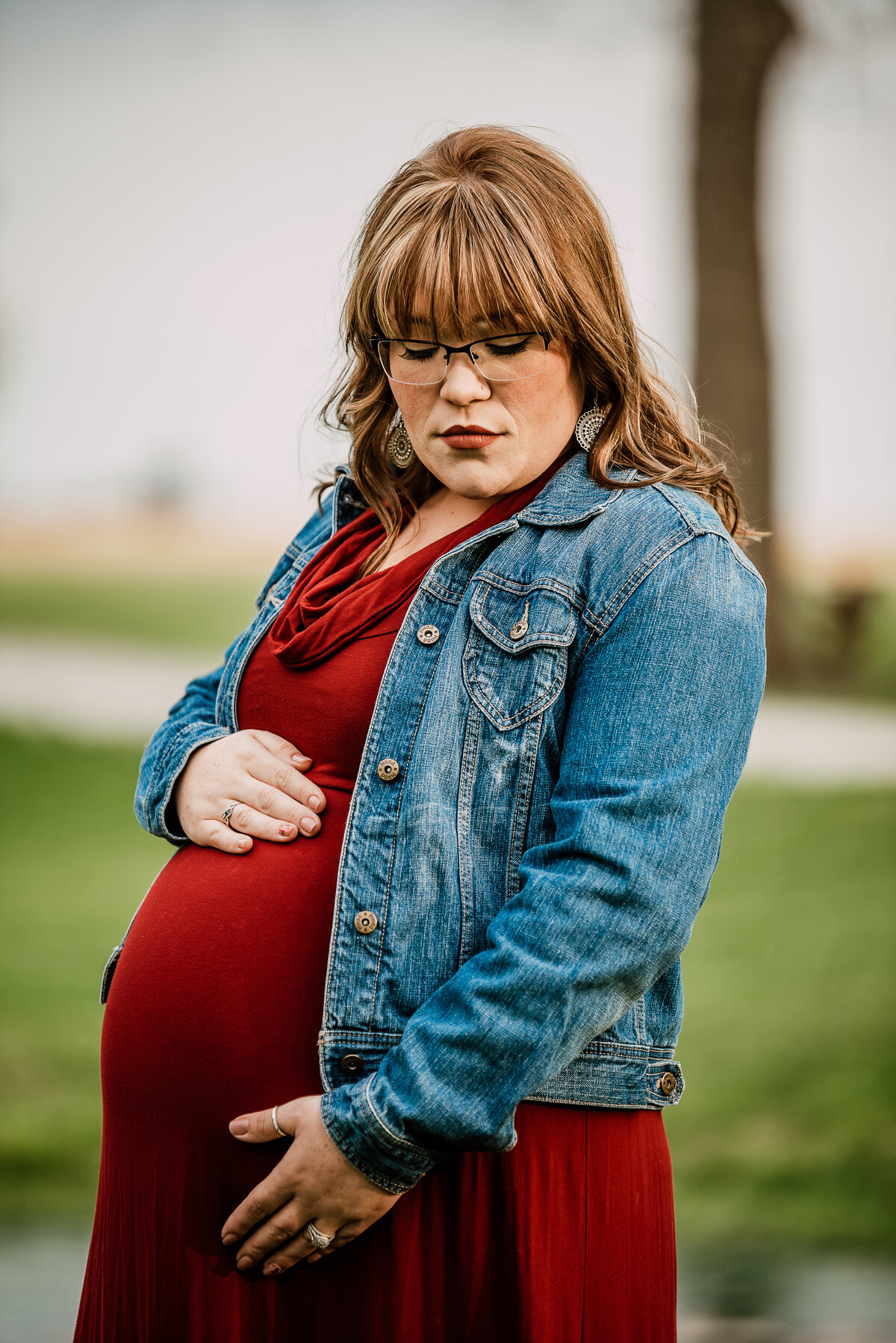 Zionsville IN maternity photographer, maternity photography near me, maternity portraits Zionsville Indiana