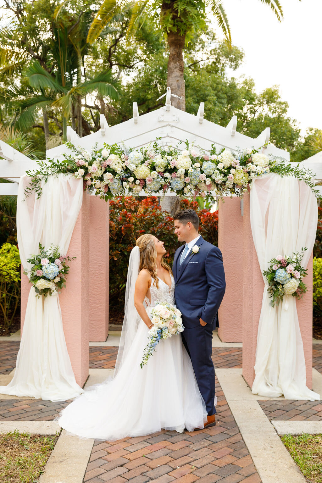 lockwood-photo-the-vinoy-florida-elopement-chantilly-chic-celebrations-5