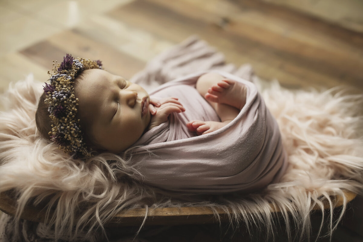 Fine newborn baby portraits Belton
