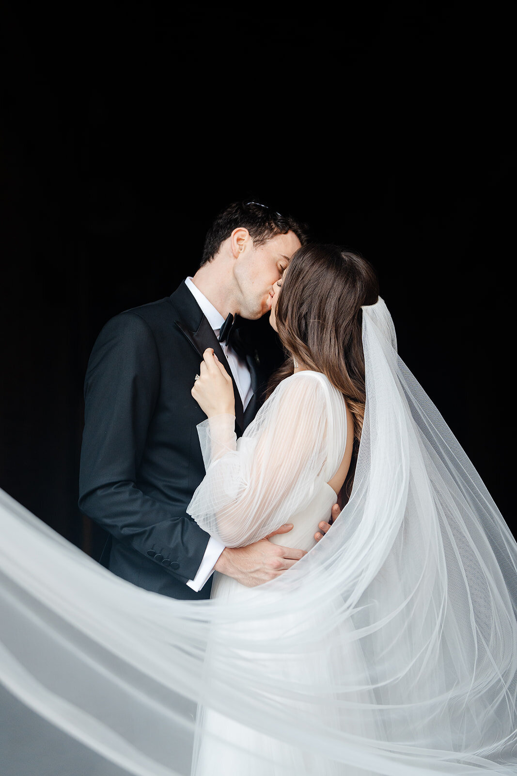 Victoria and Judah-Alex Knight Studio32