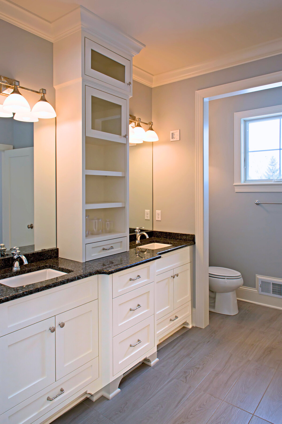 Center Vanity Tower