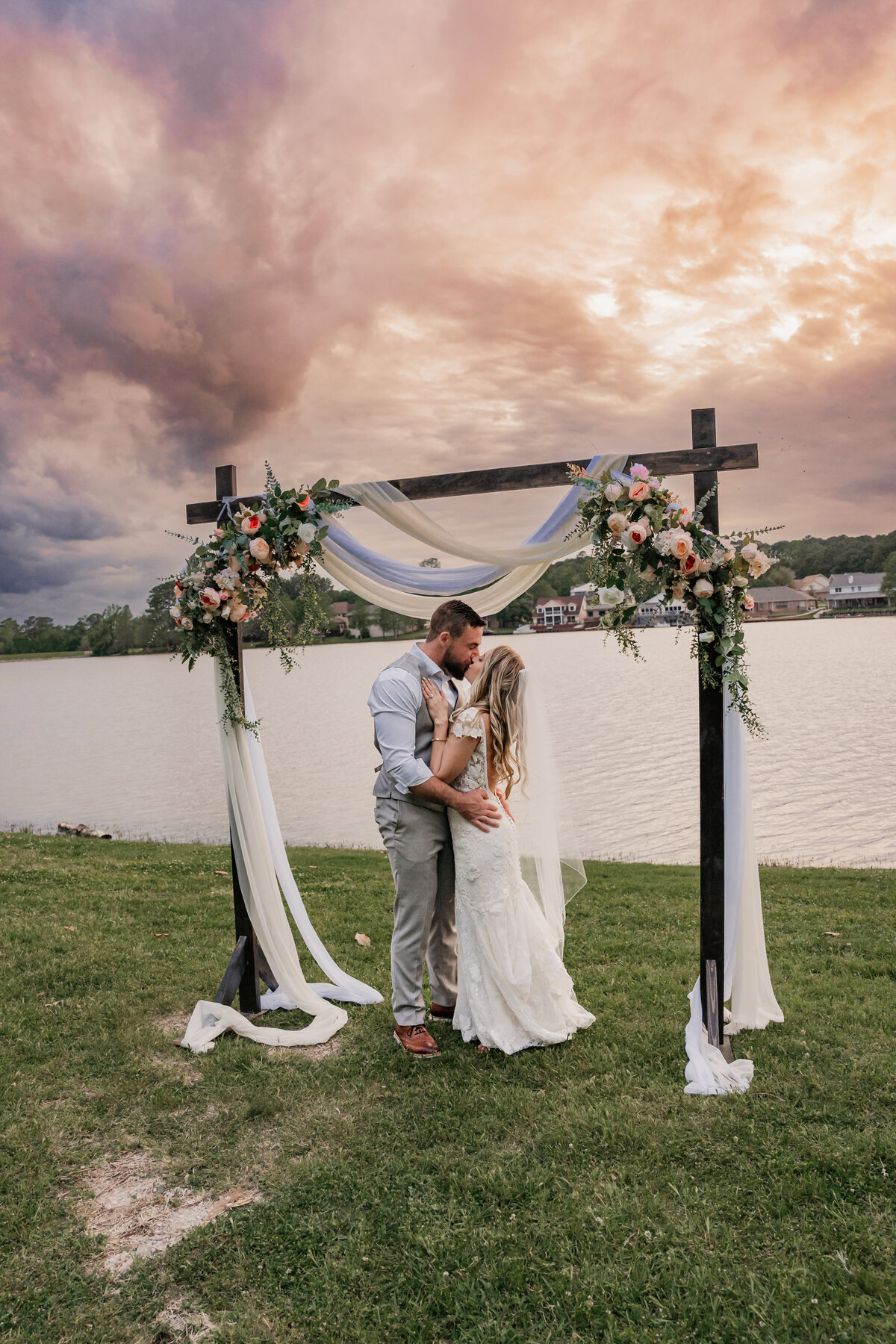 LennonLimePhotography-TheWalkersWedding-304