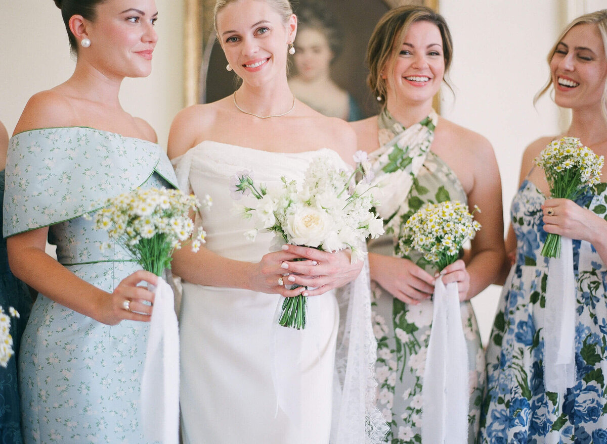 Victoria Engelen Flowers - Luxury Wedding Florals FranceWeddingChâteauNaudouGettingReadyHannah_Thomas-219