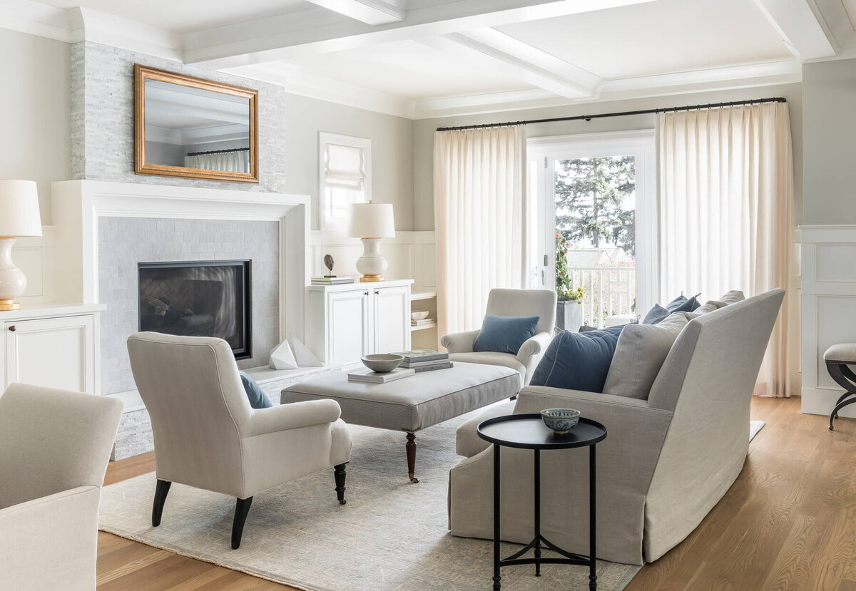 classic-interior-design-living-room