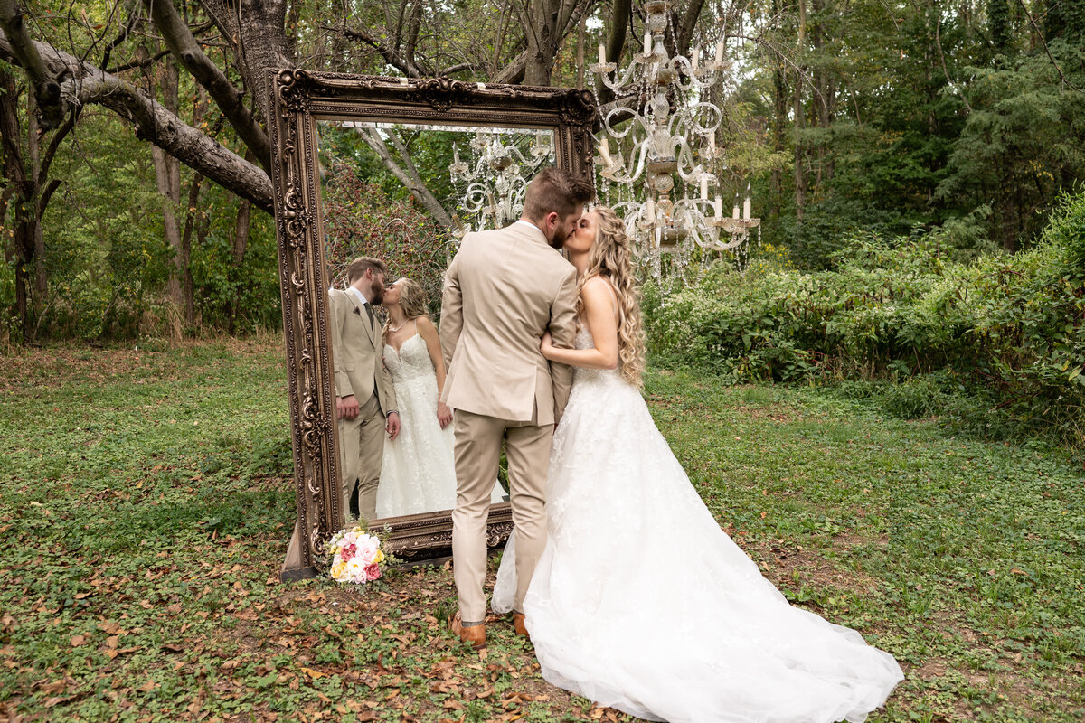 indiana_wedding_photographer_evie_jill_photography_harris_glen_jpg15