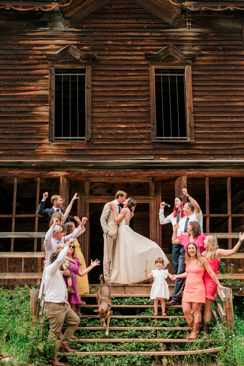 ashcroft-aspen-pine-creek-cookhouse-elopement-wildflowers_1161_blog