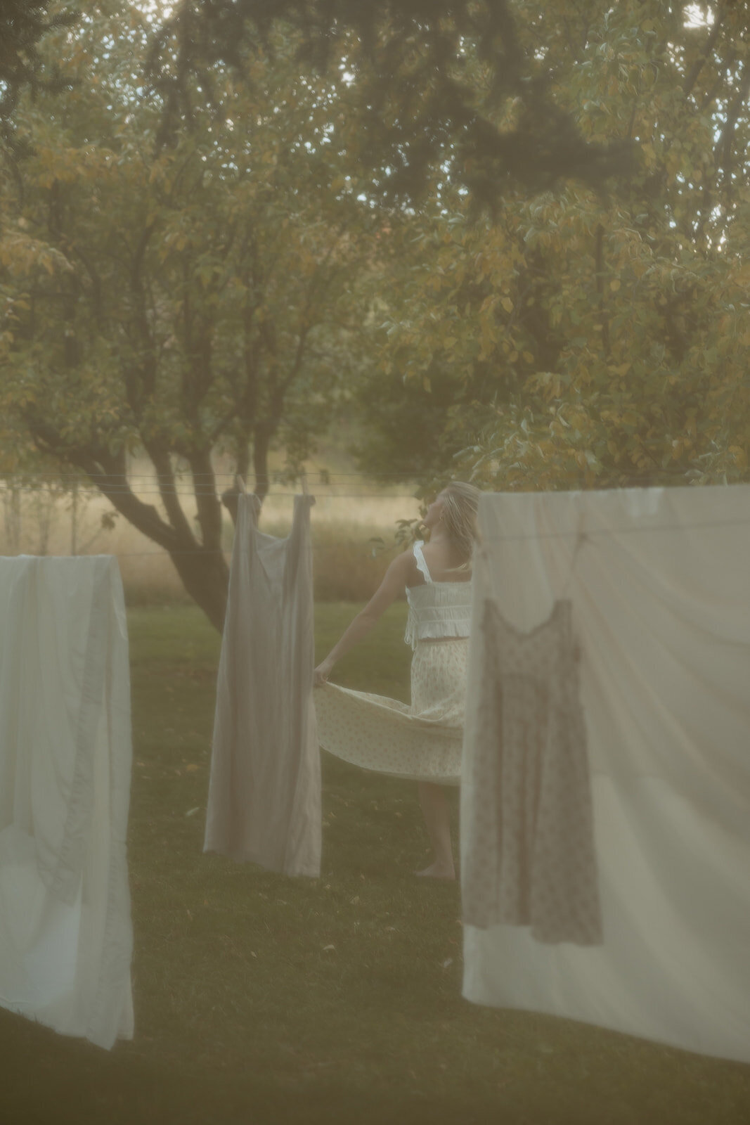 tanya-davids-photo-film-documentary-idaho-utah-oregon-washington-colorado-wedding-elopement-portrait-photographer-intention-session-apple-orchard-37