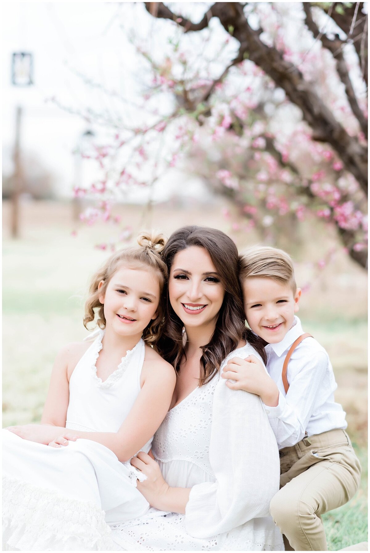Capello's-Mommy-and-Me-Session-Schnepf-Farms-Arizona-Ashley-Flug-Photography12
