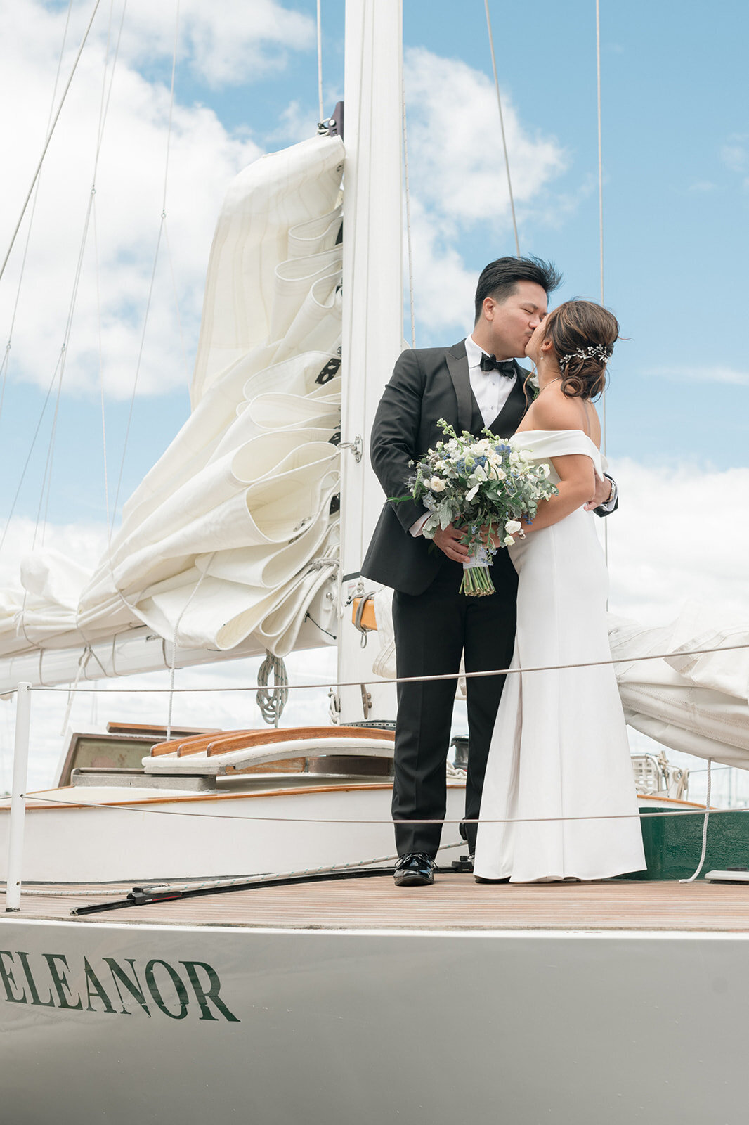 Elopement_Sailboat_Wedding_Newport_RIHBP_1793309CHilaryBPhotography