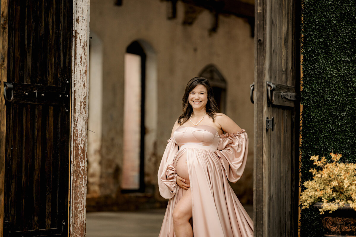 Tobi's-Timeless-Treasures-Photography-Maternity-Portfolio-015