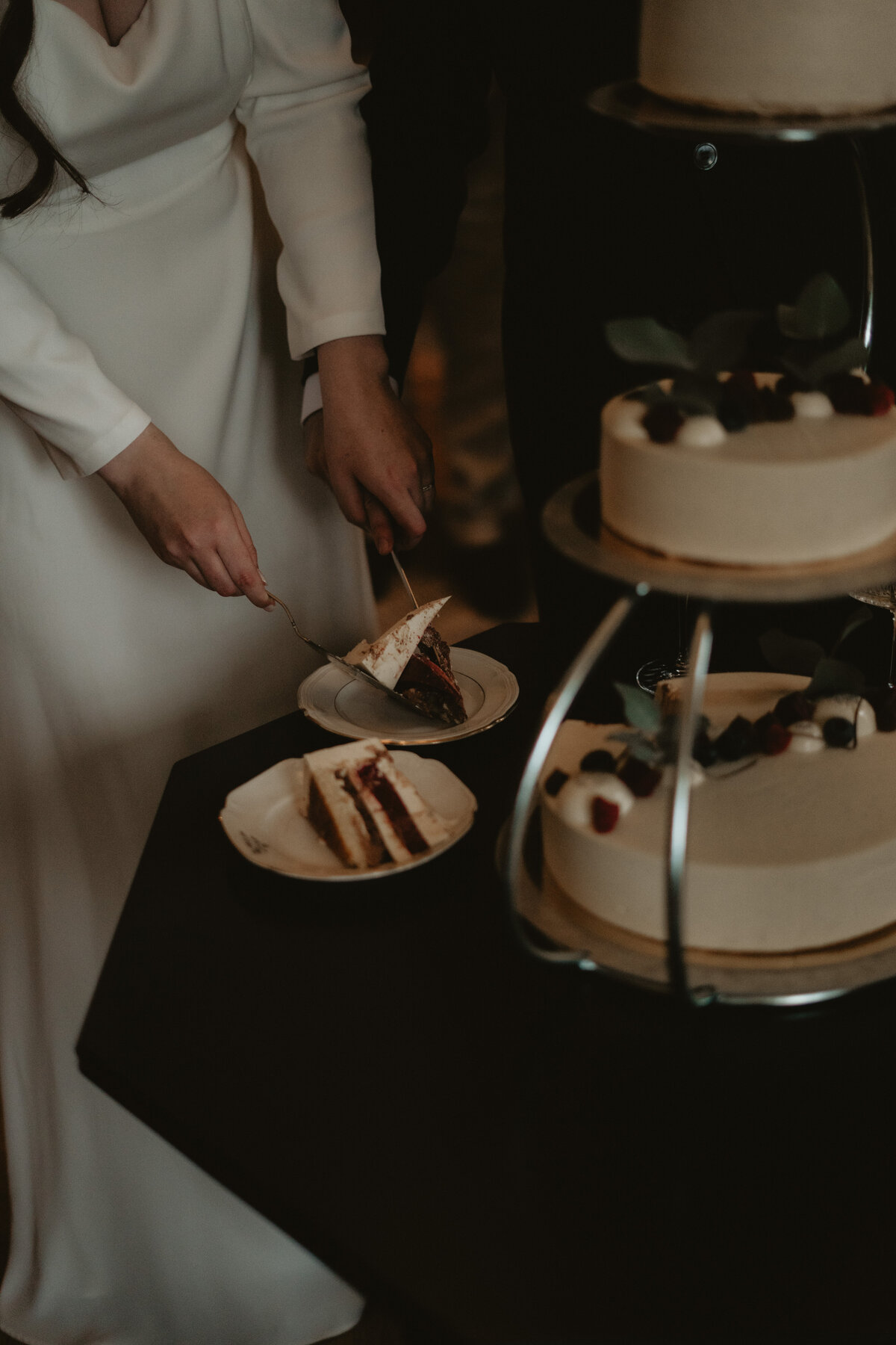 brollopstarta-brud-uppskarning