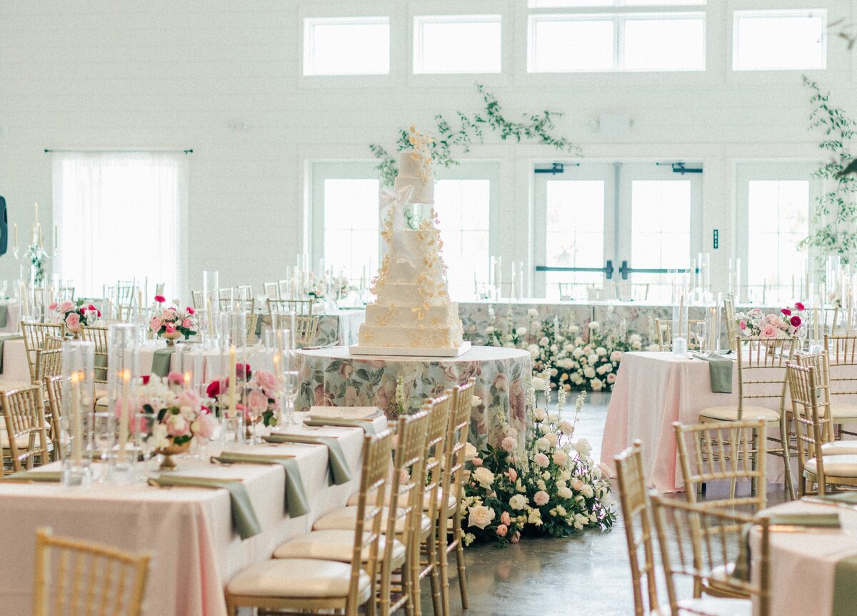 2-FrancesFloralDesign-Ohio-Wedding-Flowers