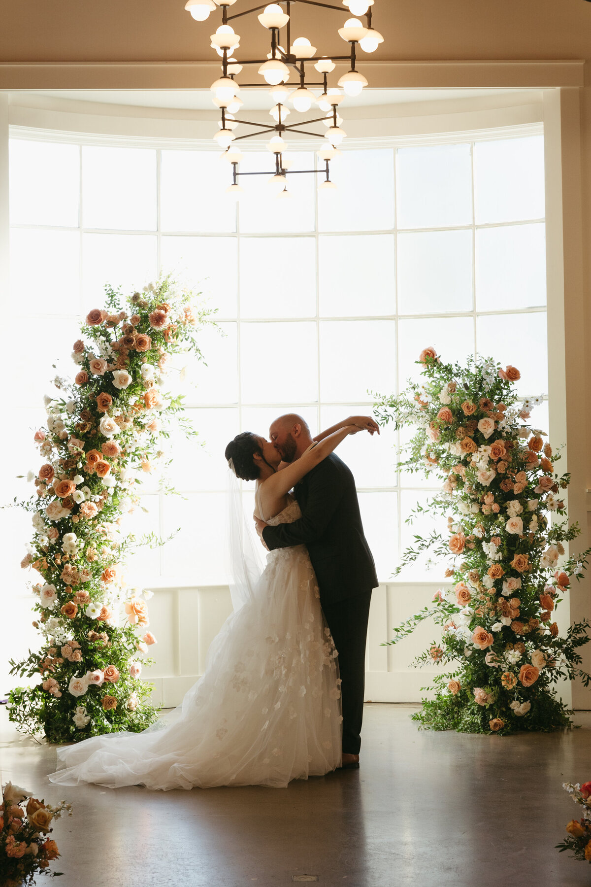 pretty-palm-leaf-event-co-tiffany-and-nick-wedding-at-the-richland-6