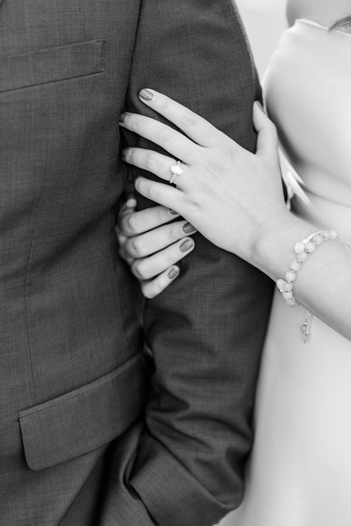 AultParkCincinnatiEnagementSessionPhotography-15