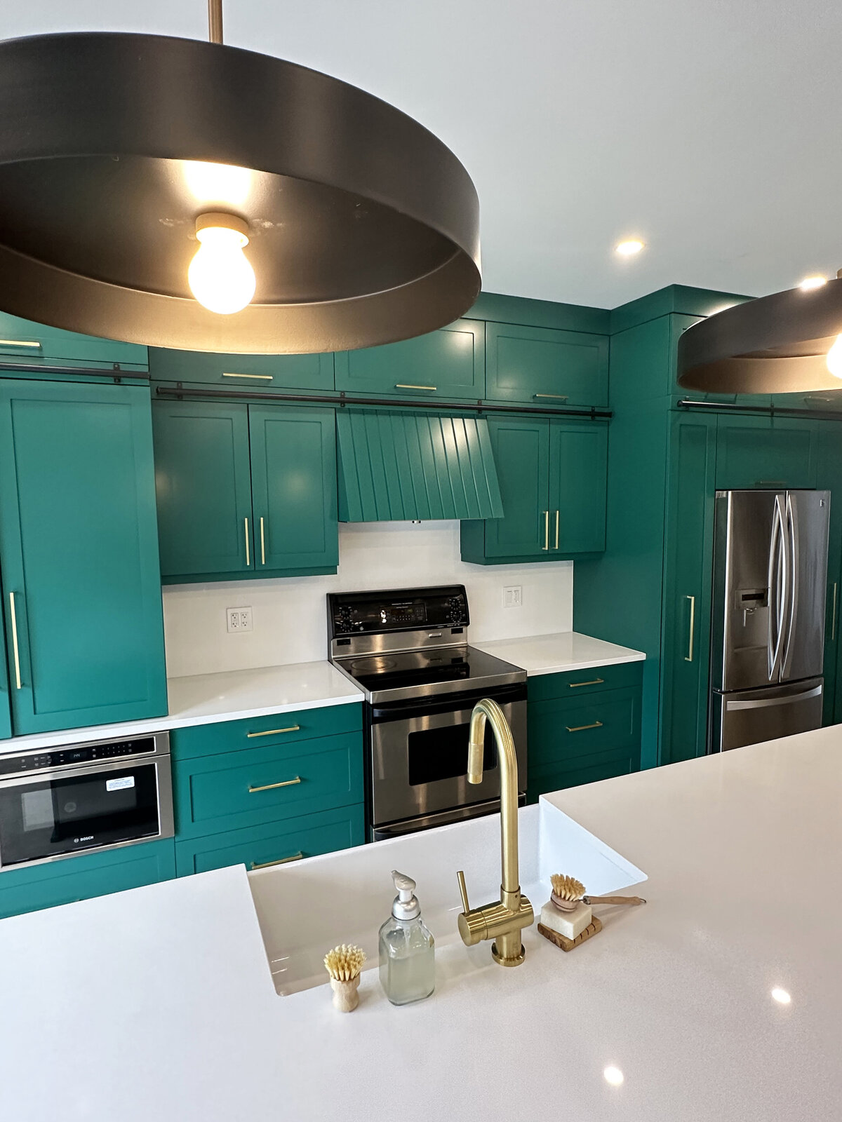 Emerald Green with Envy Kitchen Renovation Interior Design (17)