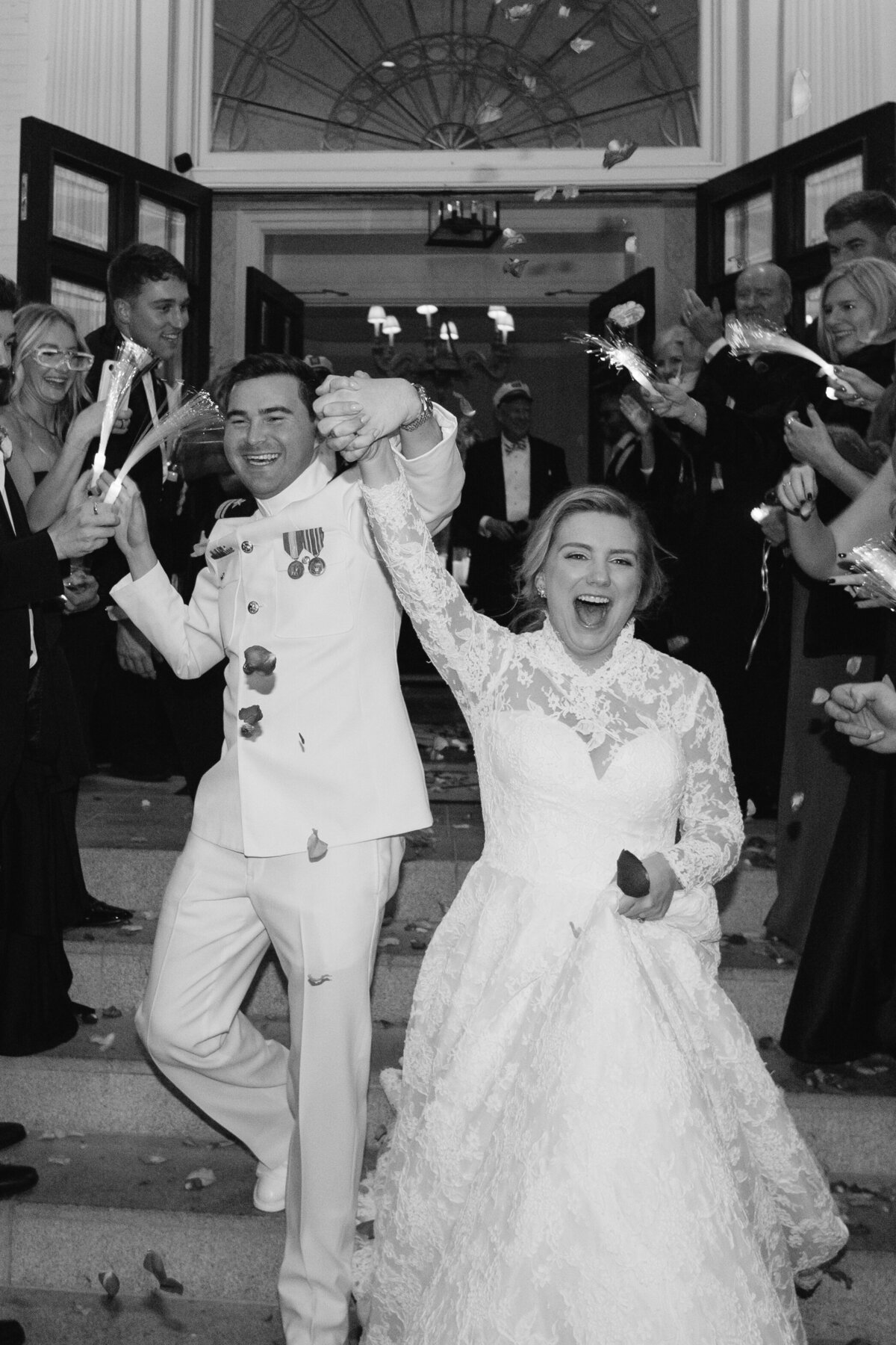 LizzieandNickWeddingTeaser-107