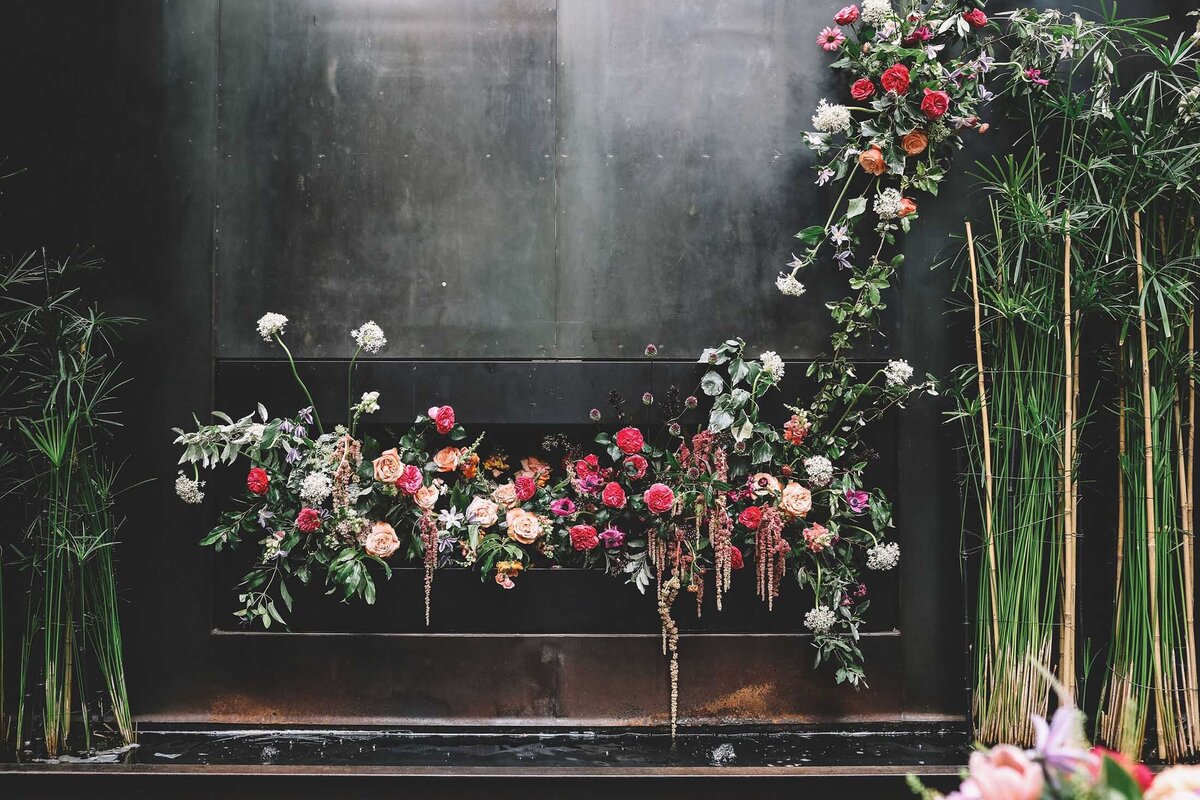 jaclyn-fisher-events-planning-colorful-summer-garden-wedding-in-nyc-36