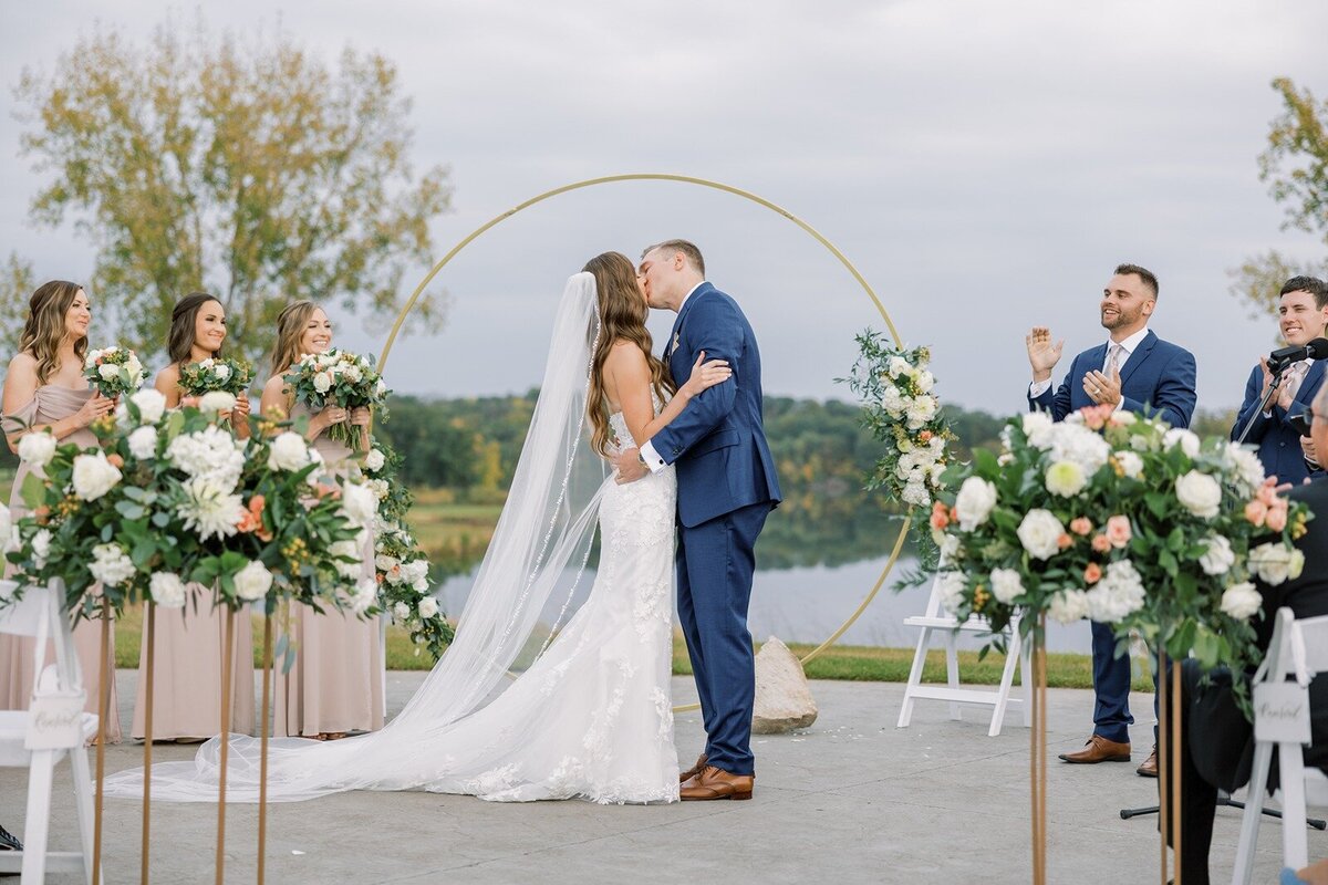 elegant-royal-golf-club-wedding-34