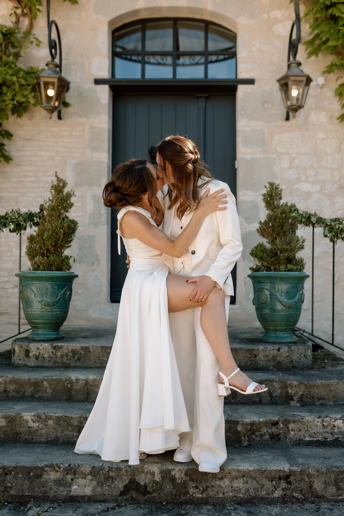 Kate&Kate_chateaudestpaul_francewedding_lauradeanphotography_dorsetweddingphotographer-60