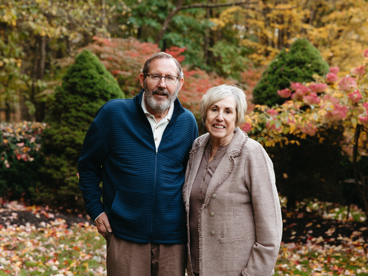 Family-AtHome-Holiday-Wexford-Portraits-JessCollectiveCo-Pittsburgh-Pennsylvania (6)