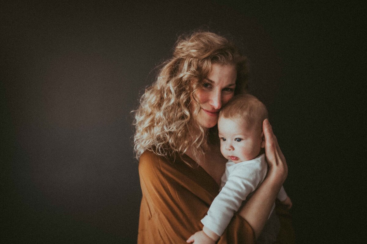 Elizabeth Priniski Madison Family Photographer Athena-25