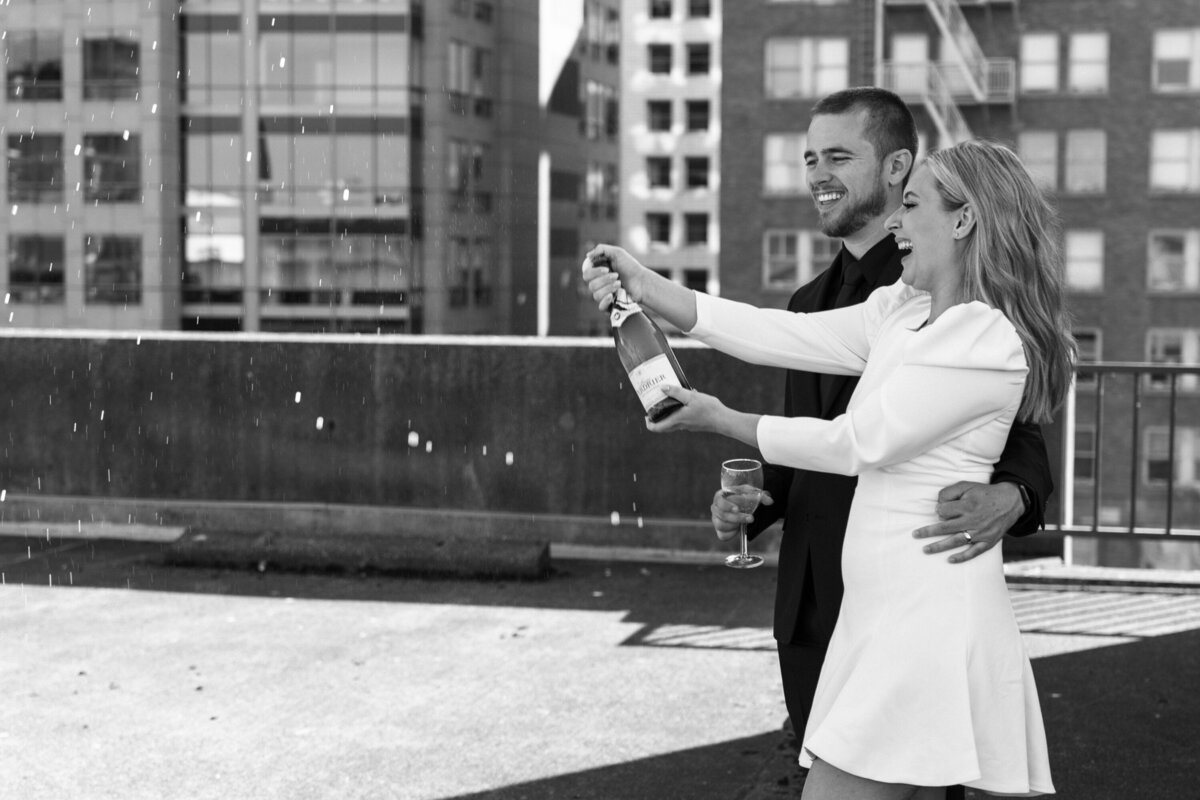 Sara-Canon-Elopement-Downtown-Seattle-WA-Amy-Law-Photography-71