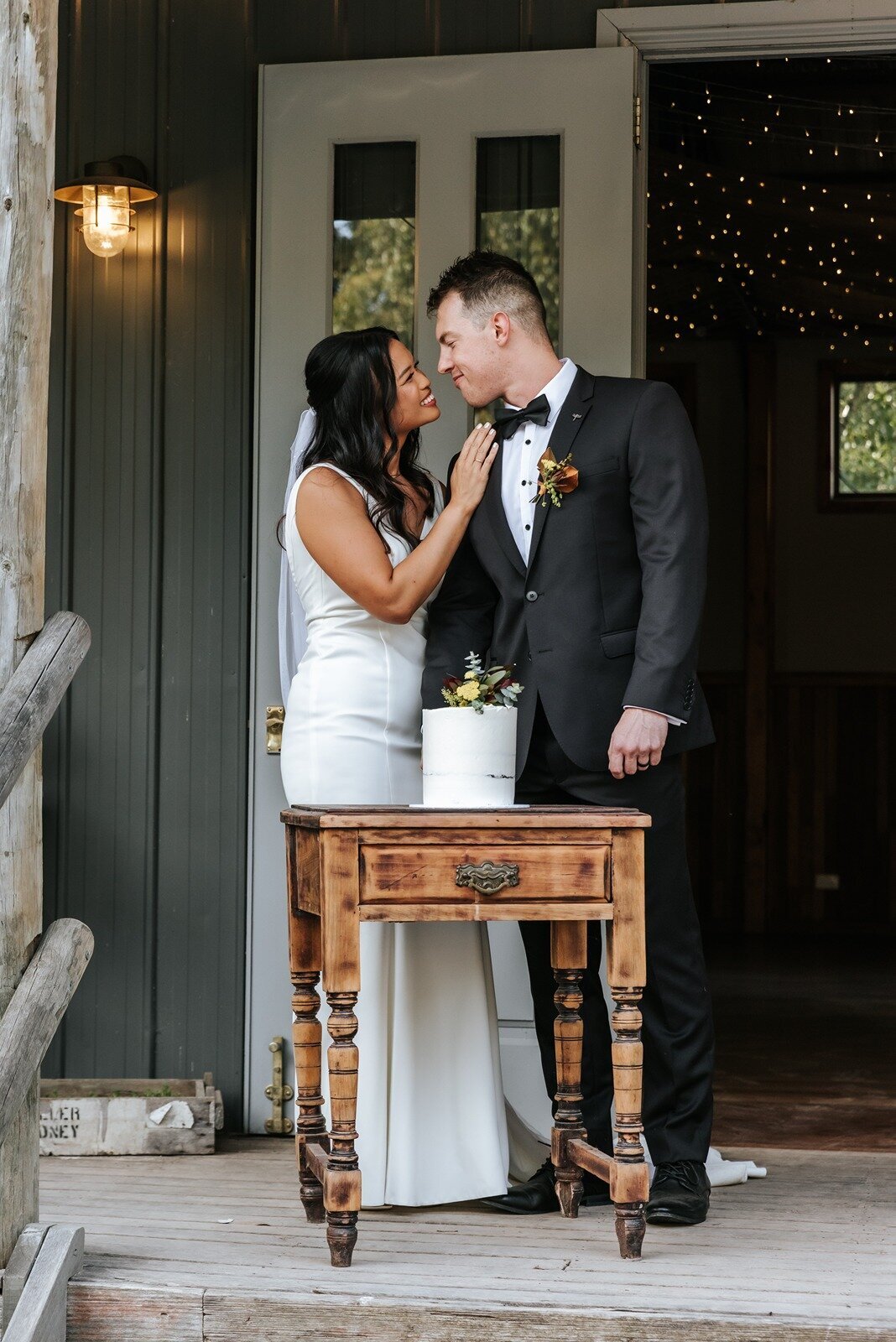 Elope-styled-micro-small-wedding-the-log-cabin-ranch51