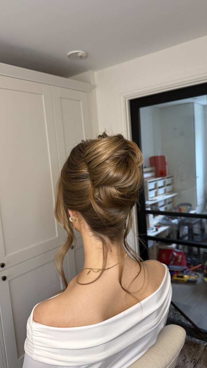elegant-bridal-hair-berkshire (2)