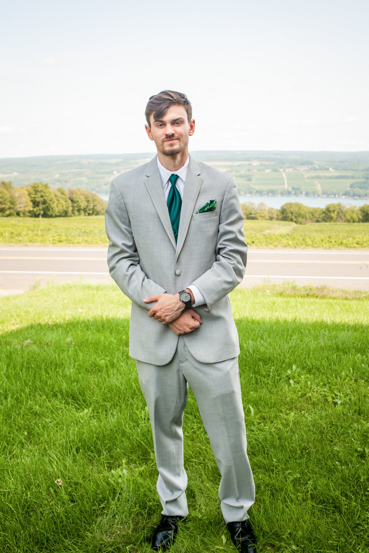 fingerlakes-wedding-photographer-into-memories-tin-barn-brewing-venue-049