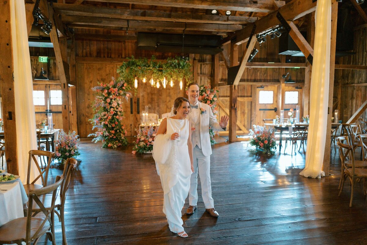 farm-at-eagles-ridge-lancaster-wedding-101