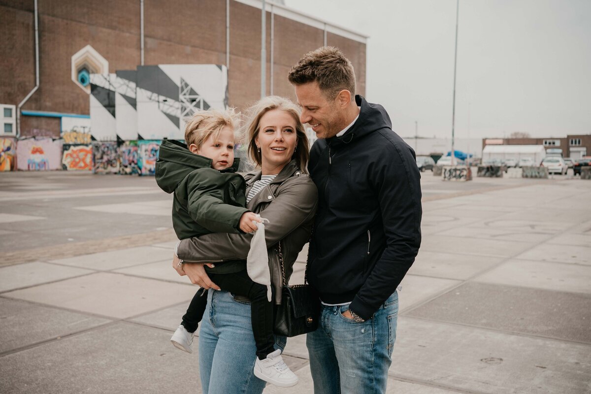 leukfotografie-gezinfotoshoot-ndsm-terrein-amsterdam-1