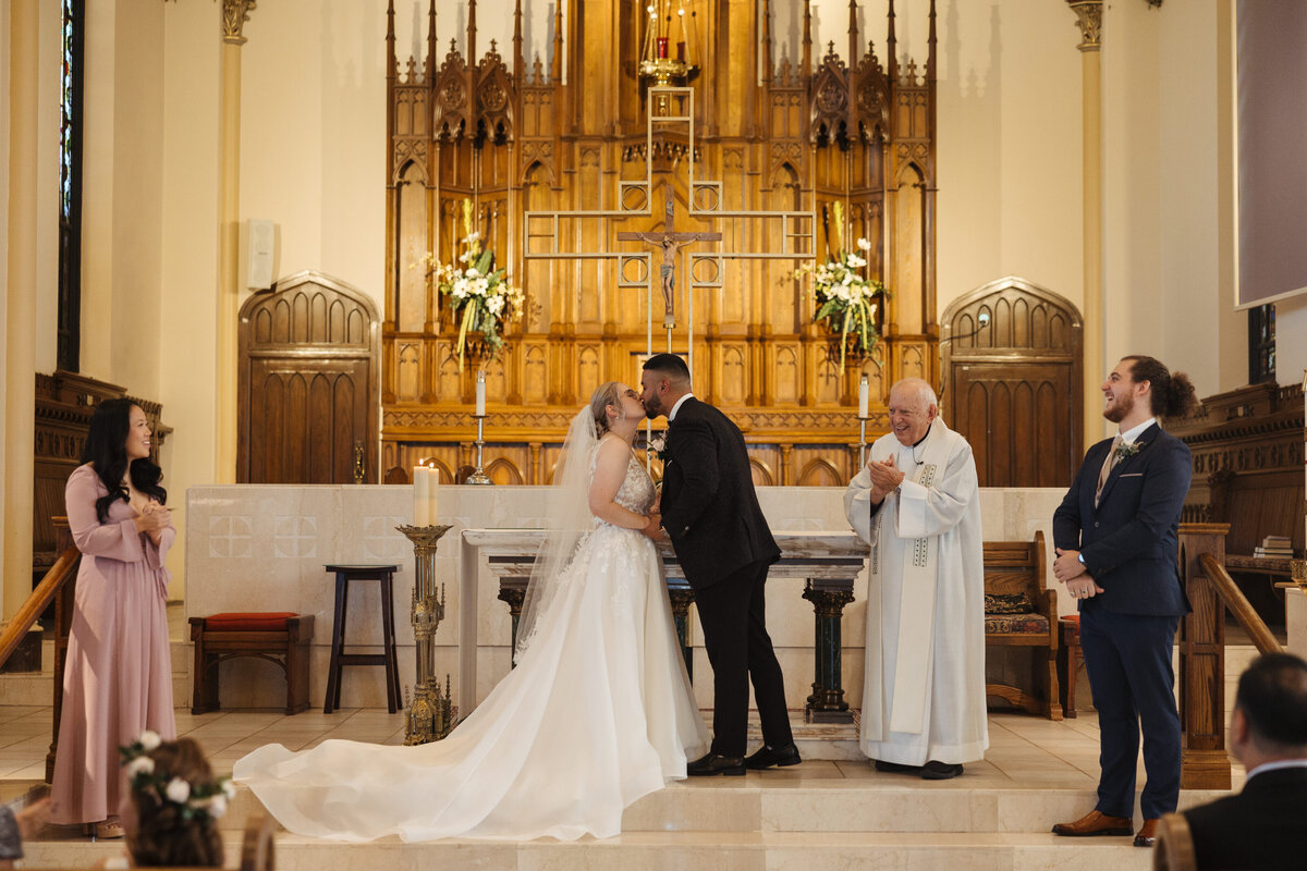 Lakeside_Park_Pelee_Island_Winery_Wedding046