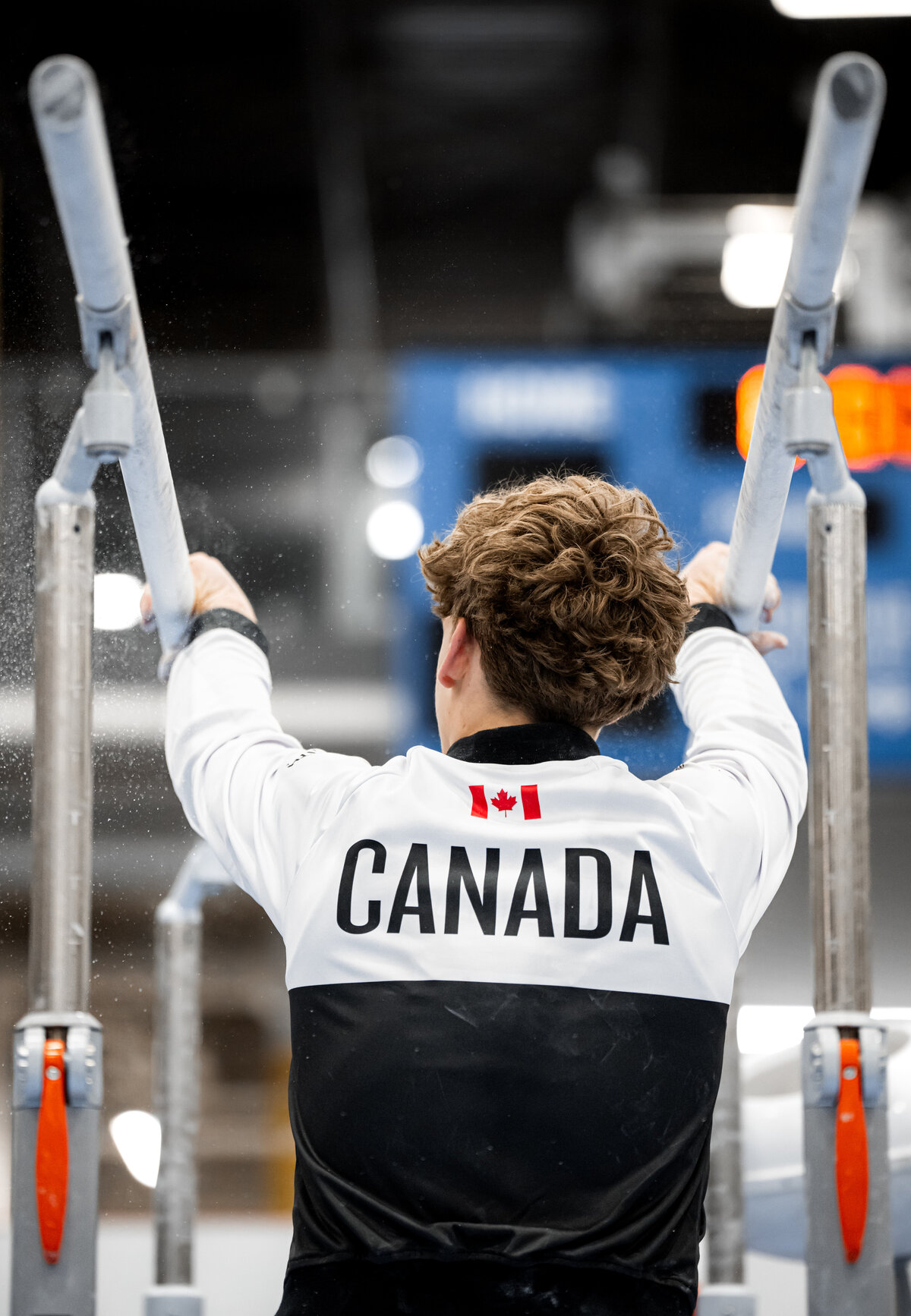 CAN_Grizzly2025-03690