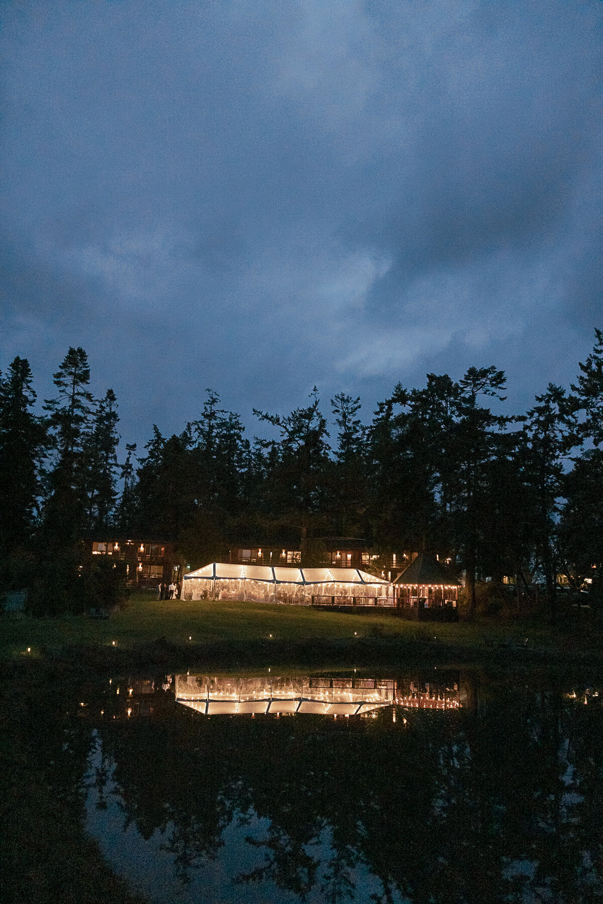 12documentary-seattle-north-carolina-wedding-photographer-2301