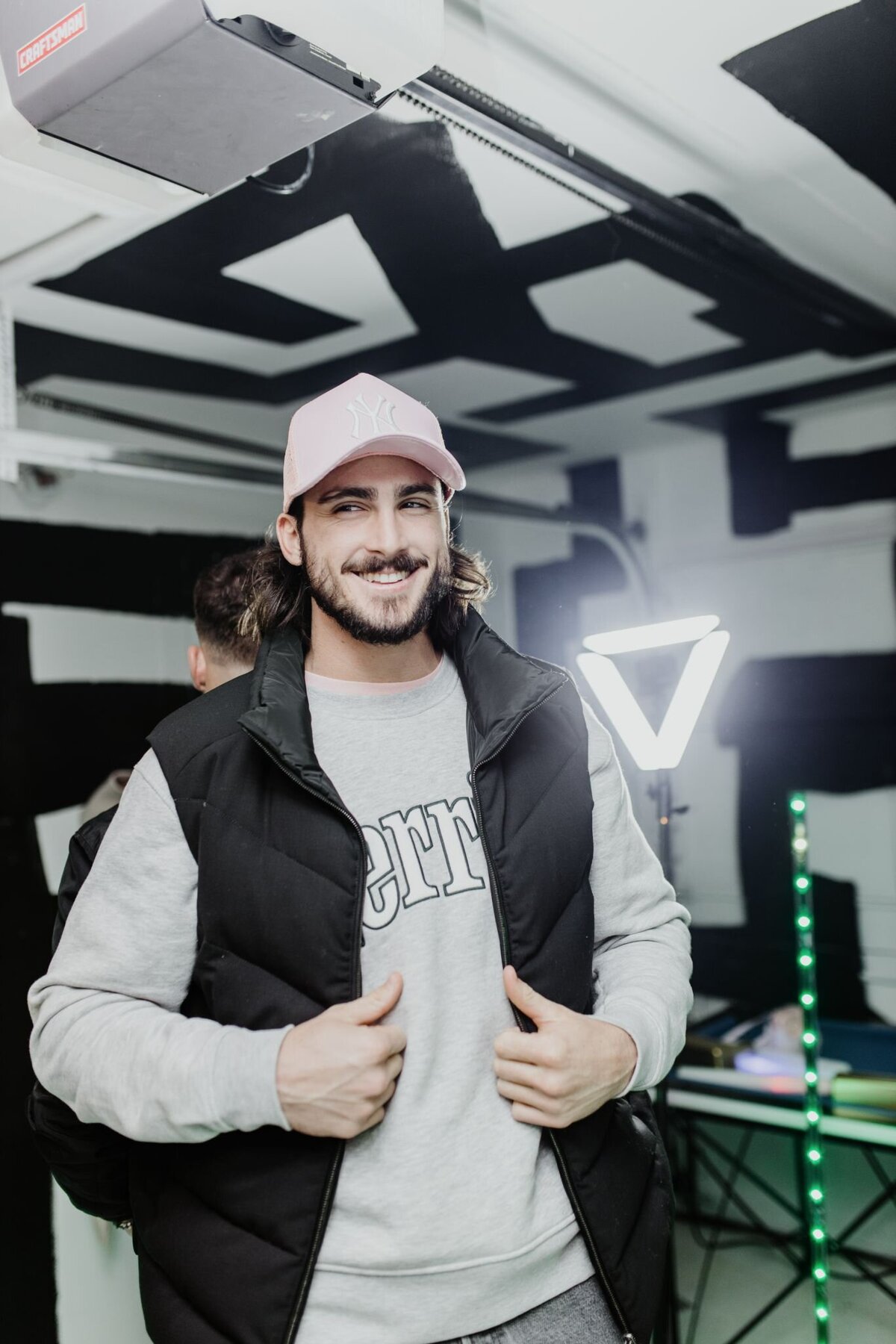 cbs-love-island-event-43