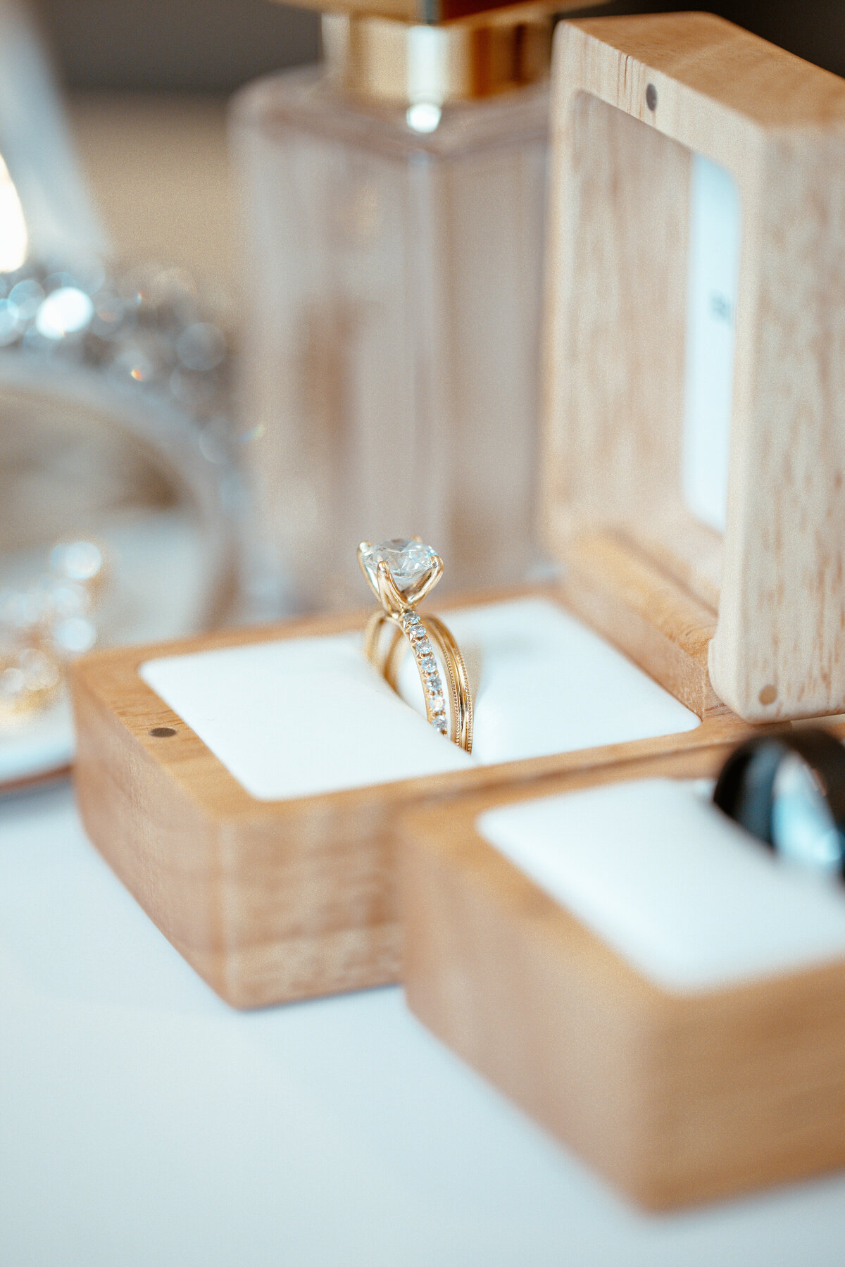 Close up of bride's engamgment