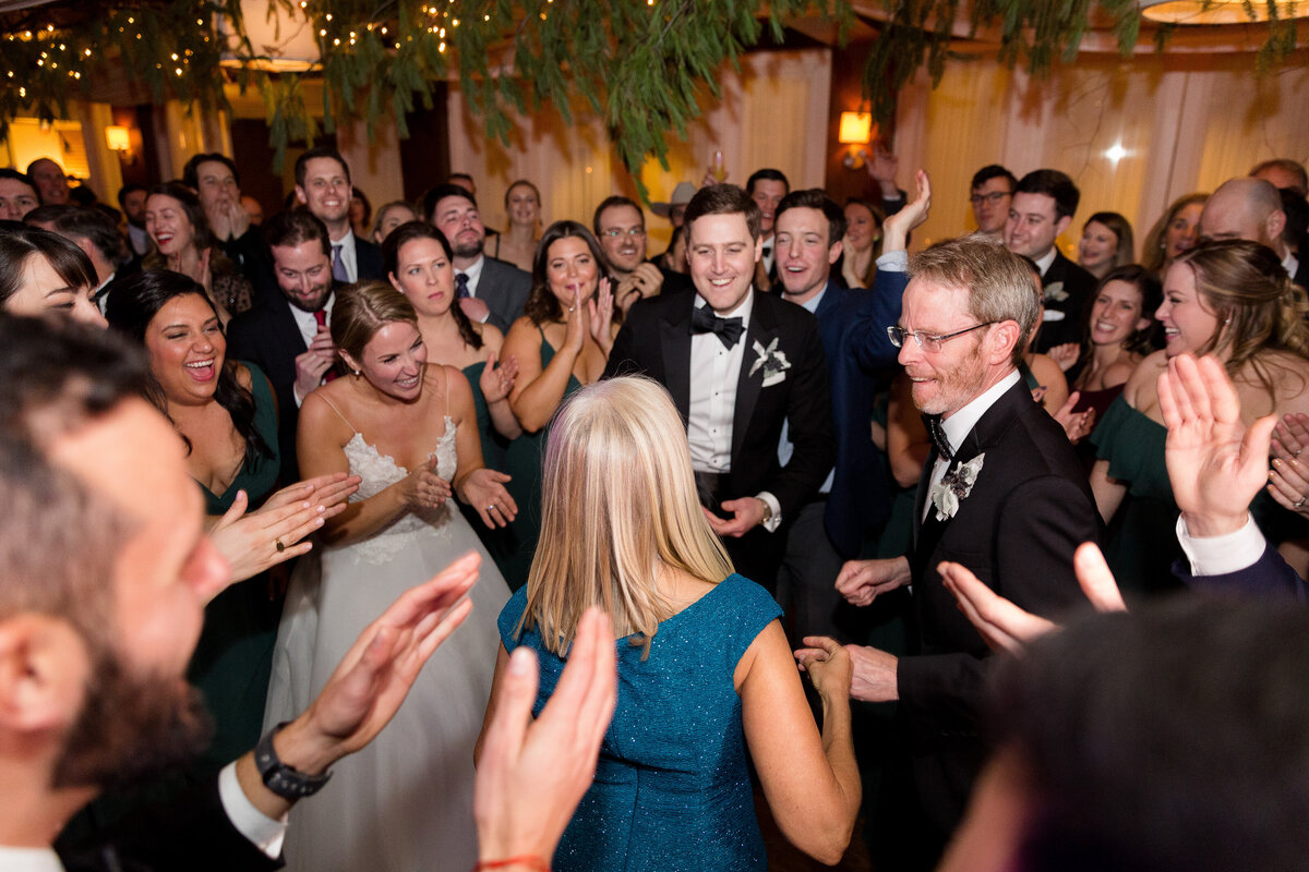 Woodstock-Inn-Vermont-Winter-Wedding-84