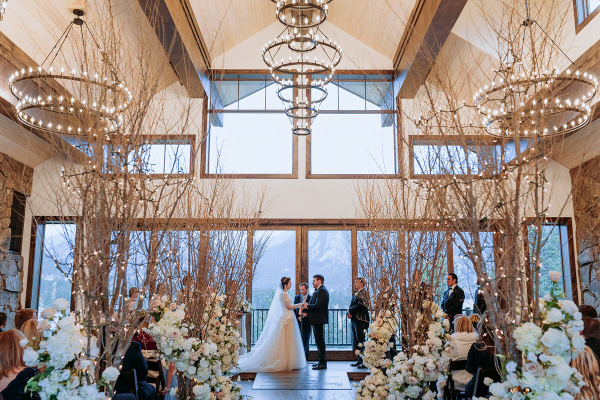 reTheBurrowWeddingPhotography-376