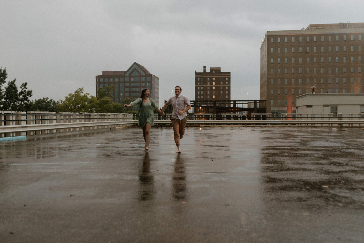 7-25-2021_Anna+TyDowntown-209