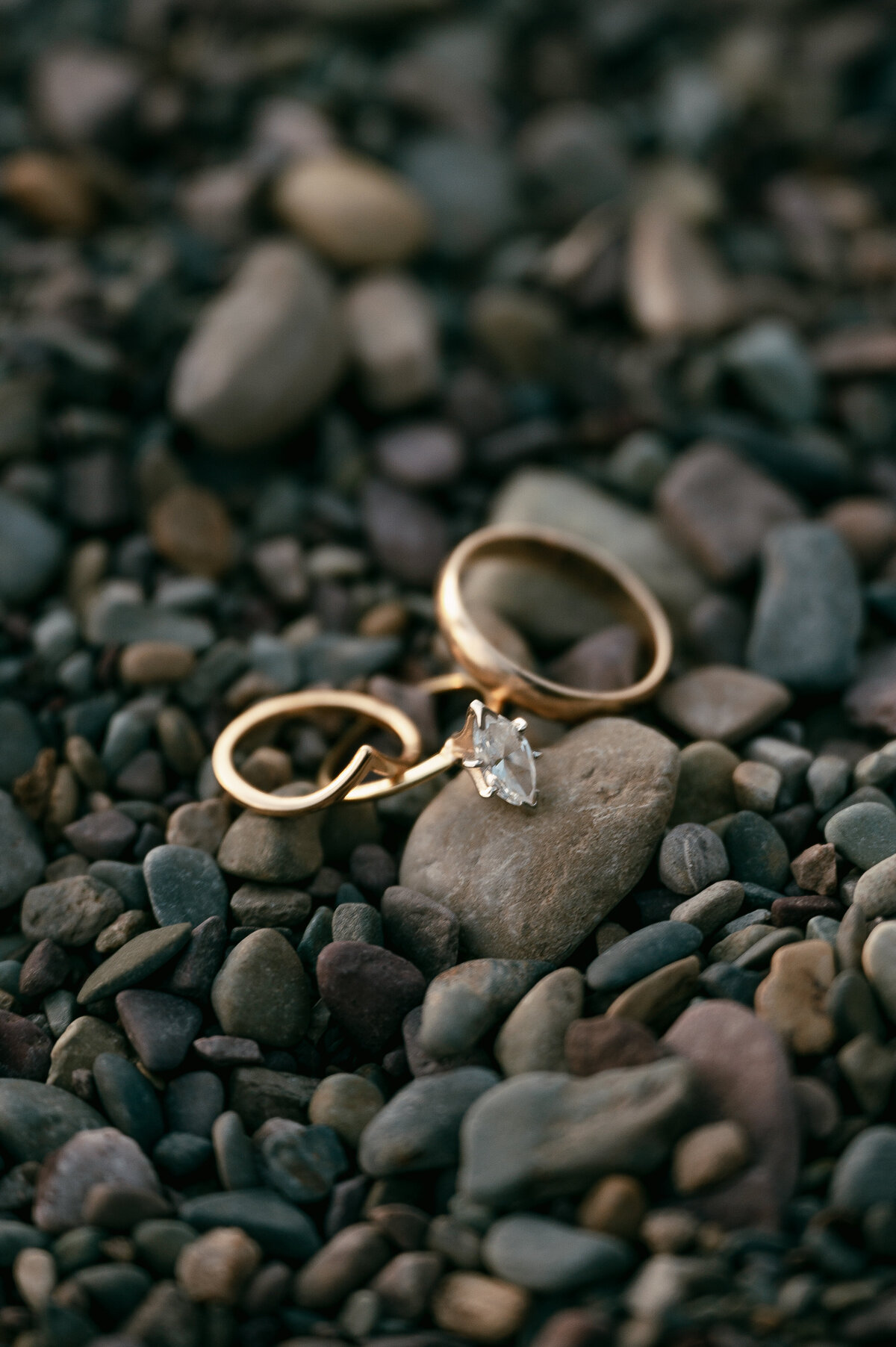 presley-gray-photo-boho-glacier-park-elopement-9223