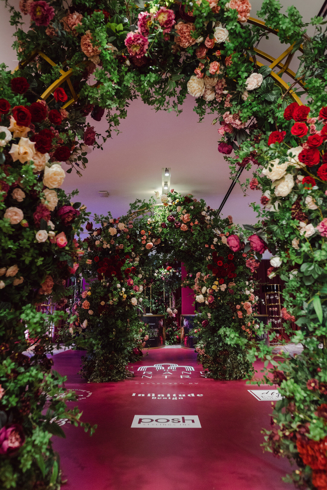 WedLuxe Show 2023 Grand Entry photos by @PurpleTreePhotography3