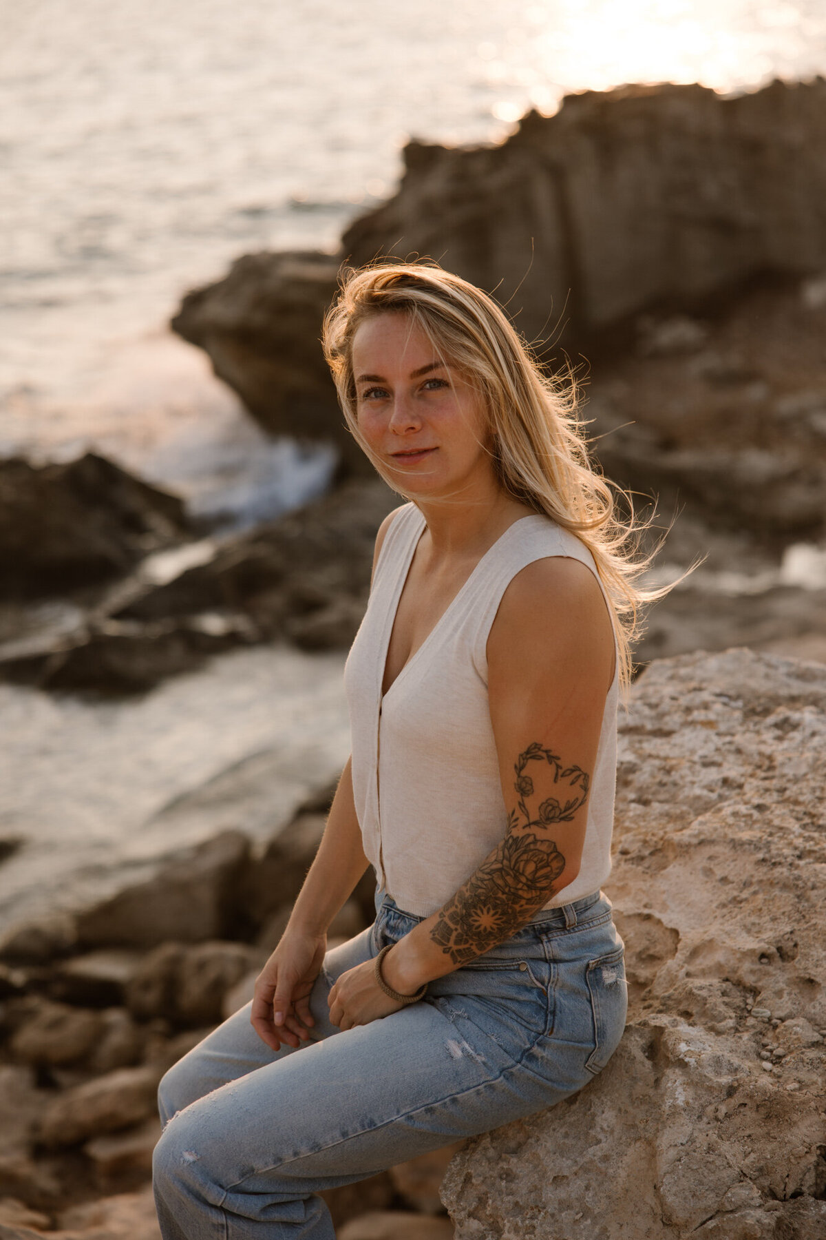 20.Woman_Waves_Sunset_Shoot_Ibiza