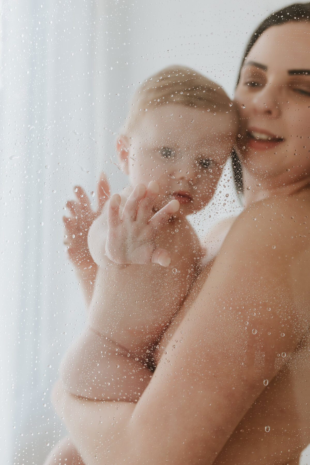 intimate motherhood shoot Sint-niklaas - Pictures by Jess