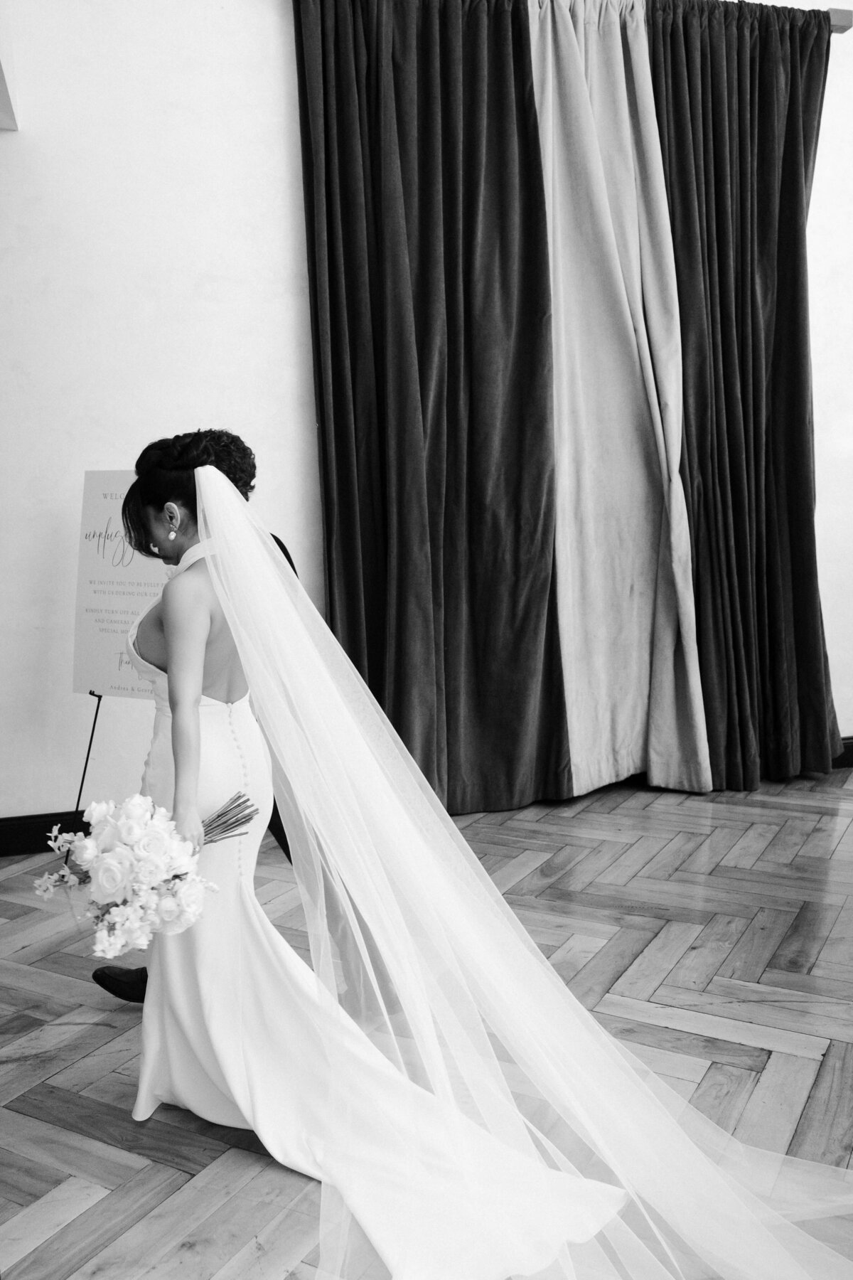 75riskyexposure_andrea-george_las-vegas-elopement-photography
