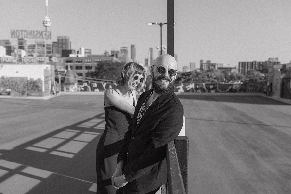toronto-city-elopement-kensington-market-freespirited-romantic-fun-authentic-wedding-photography-2569