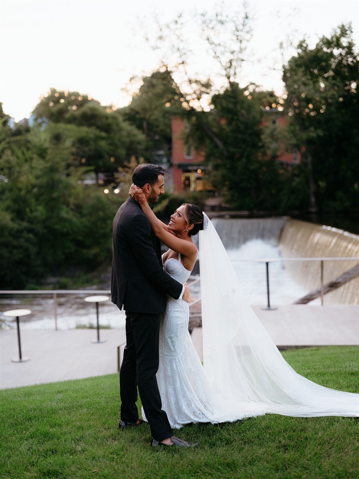 Suneet+Kirstie_Previews_0165