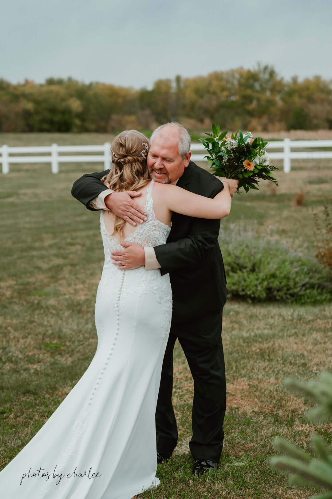 WISCONSIN WEDDING PHOTOGRAPHER-17
